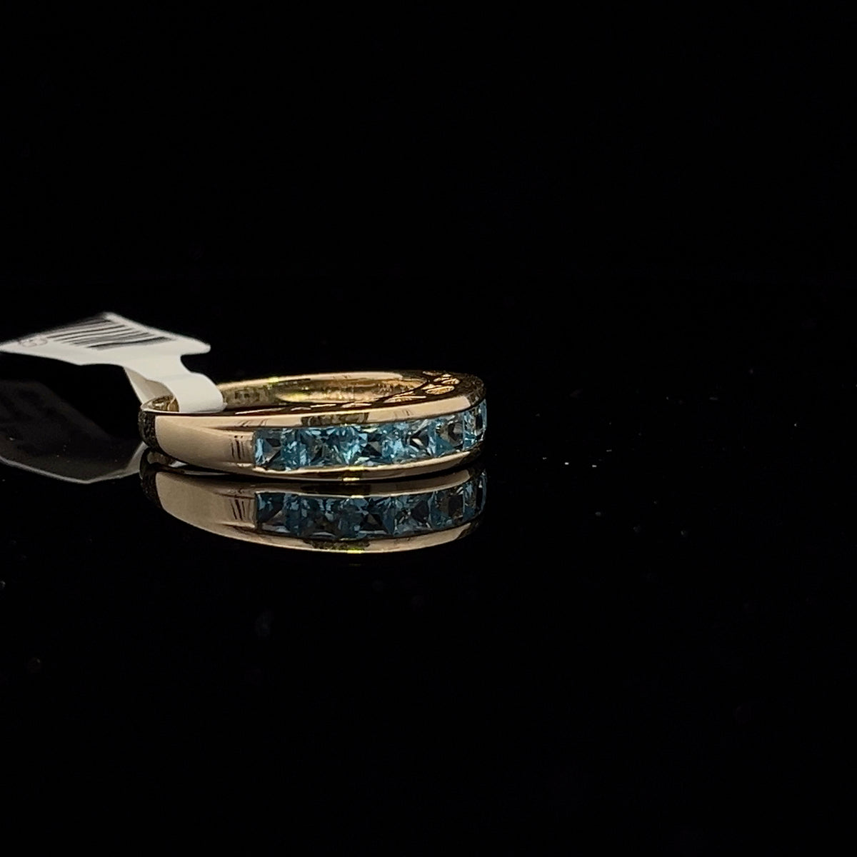 Blue topaz band with square stones - 14ky