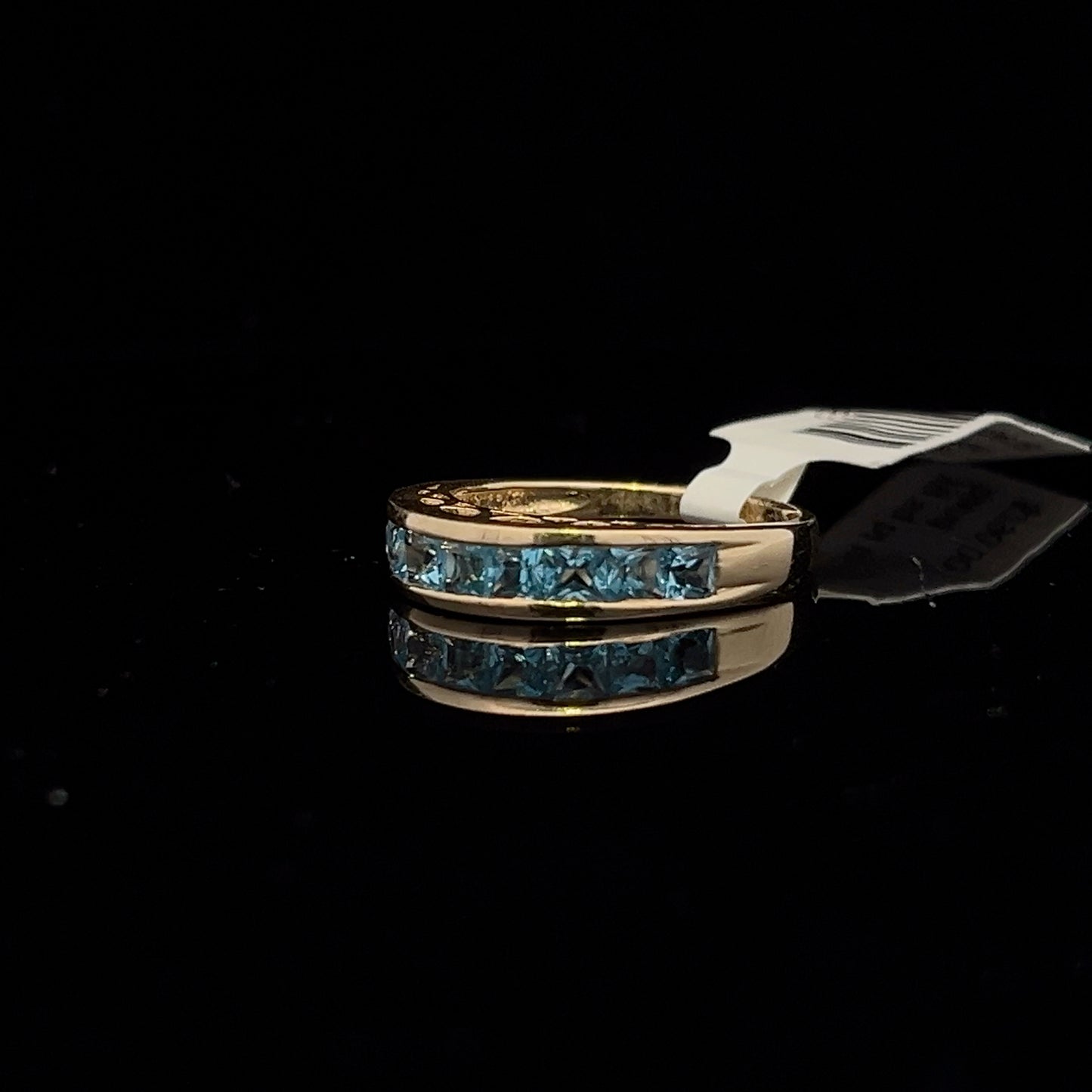 Blue topaz band with square stones - 14ky