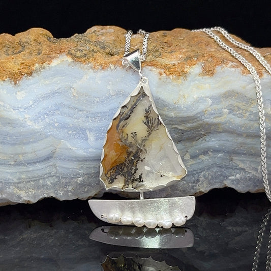 Moss agate Sailboat Necklace w/ pearls in silver