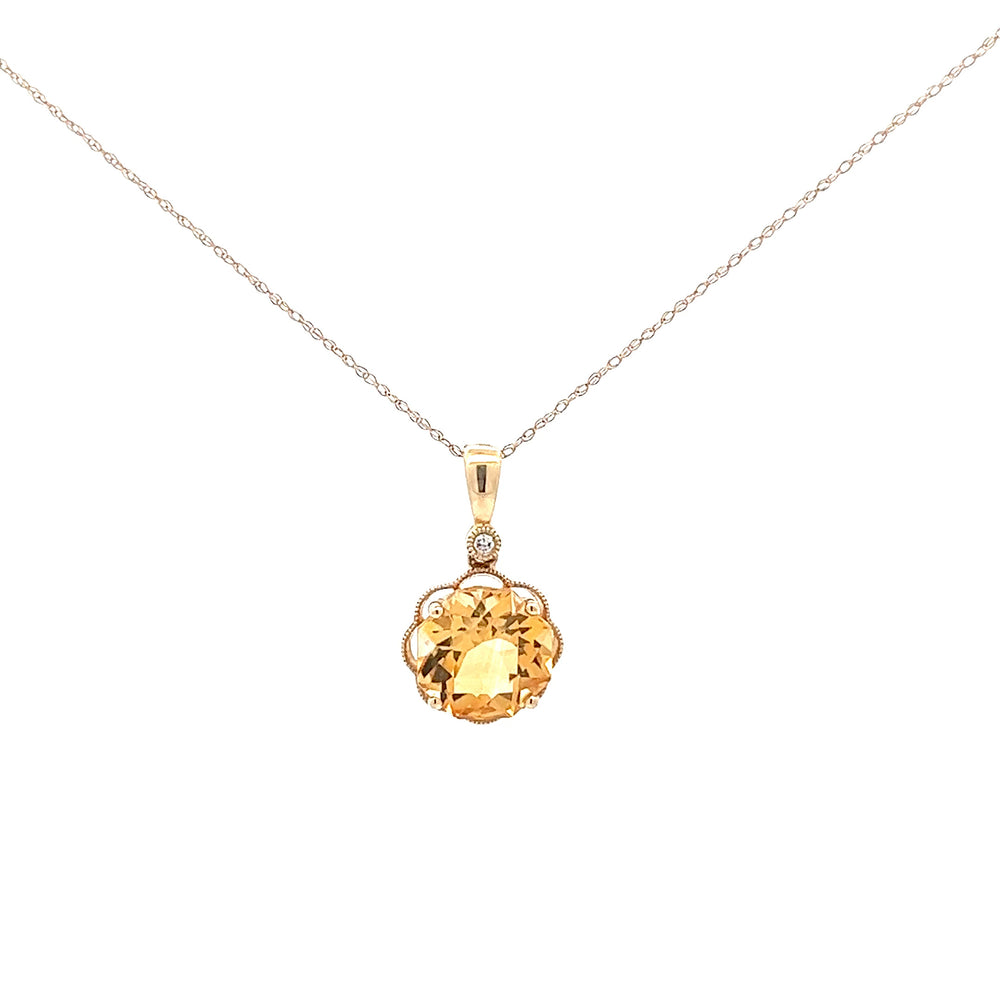 Citrine necklace in yellow gold__2023-06-24-10-41-54-2.jpg