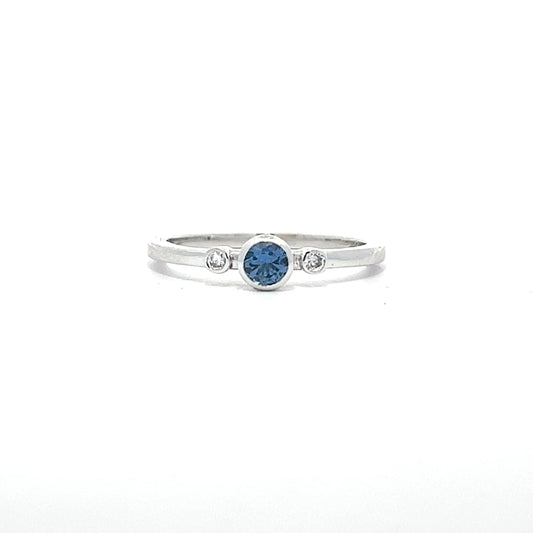 Yogo sapphire & diamond ring - .26ct Yogo - 14kw