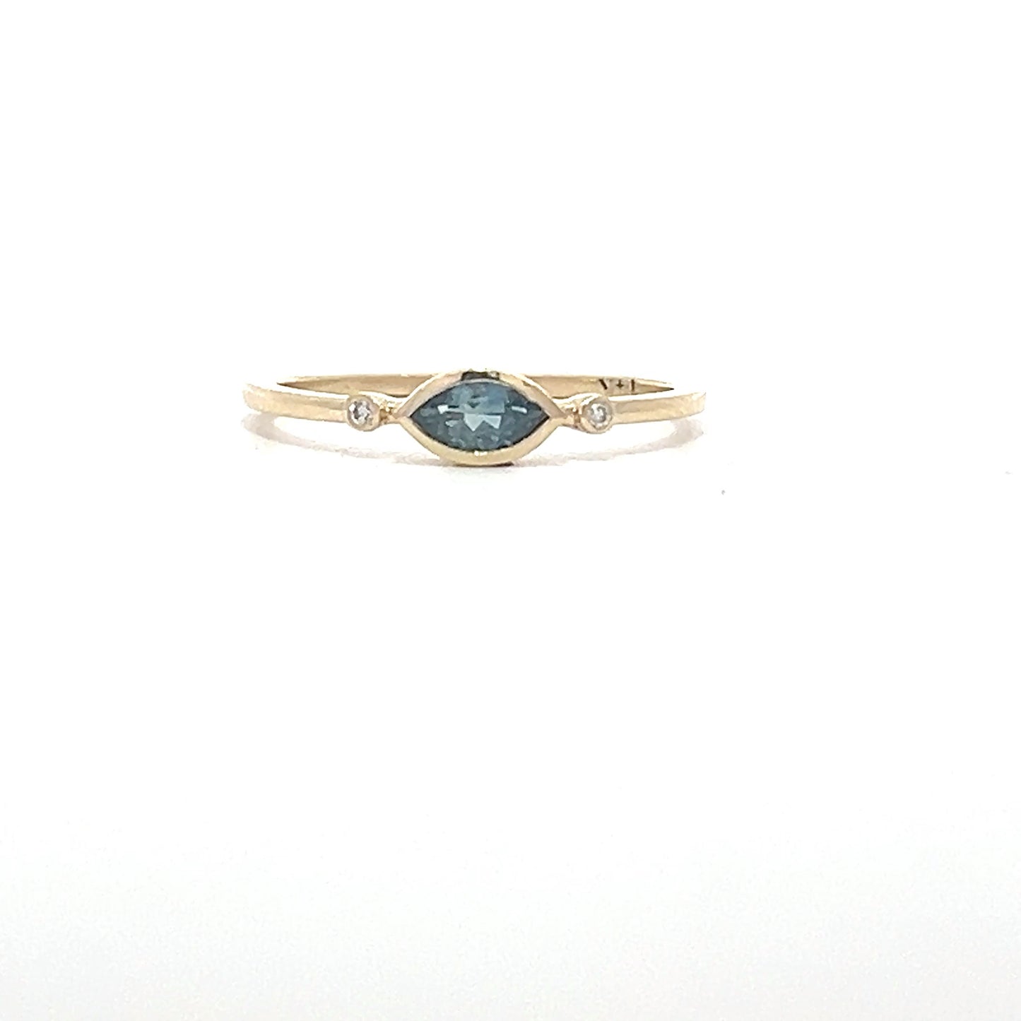 Montana sapphire & diamond ring - 14ky/ .28ct saph